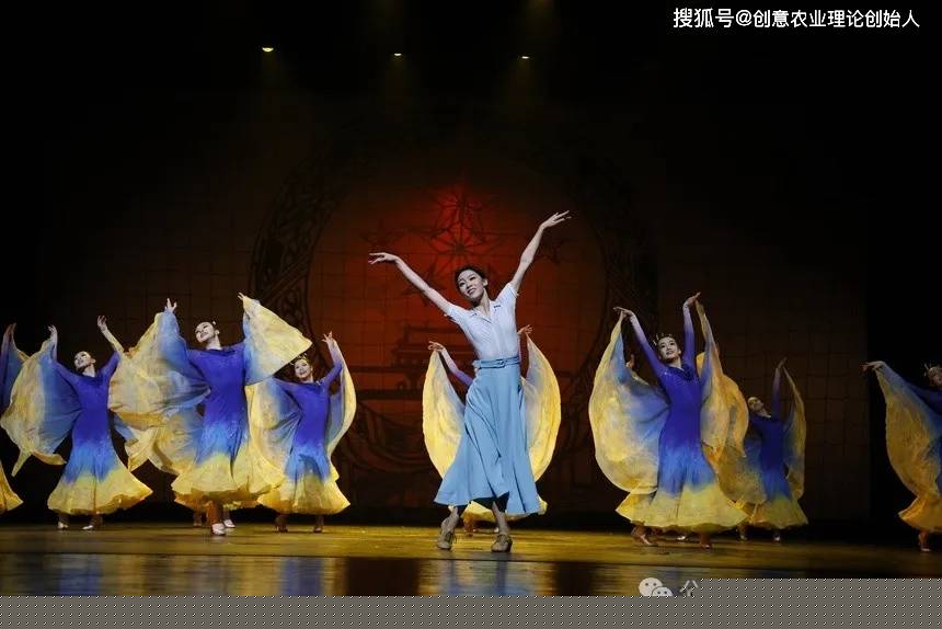 钱琦：“青年贝多芬”的中国国标舞音乐传奇ayx爱游戏app体育全球卓越名人对话｜(图8)